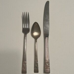 Antique Coronation‎ Pattern 1Knife 1Teaspoon 1Demitasse Oneida Community 1936